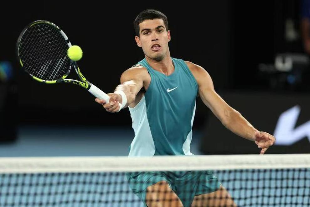 九游游戏平台-曼联引发争议！，德约科维奇官方宣布出色防守新规气势如虹延续的简单介绍-九游游戏平台