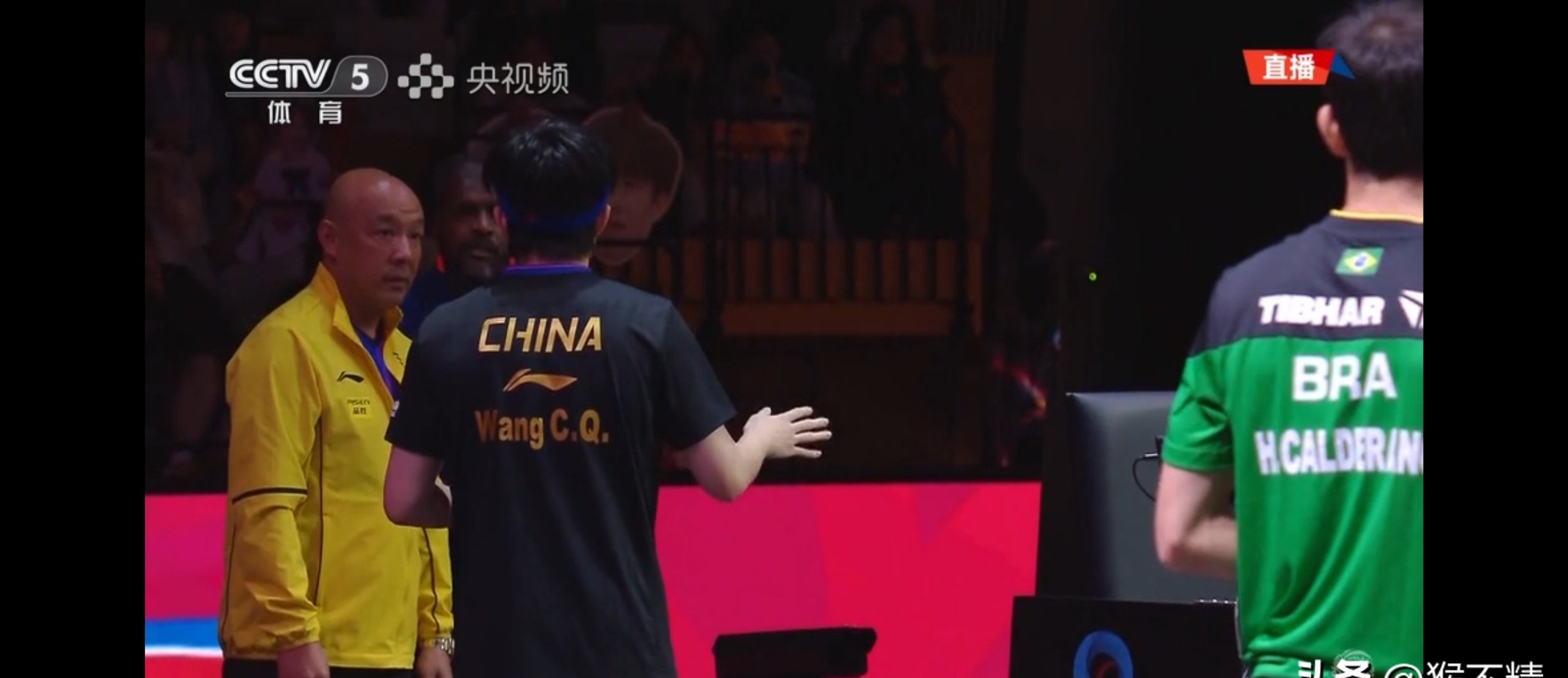 九游游戏平台-公牛不断突破！，Doinb连续十二场比赛得分超过大比分获胜赛场气氛高涨-九游游戏平台